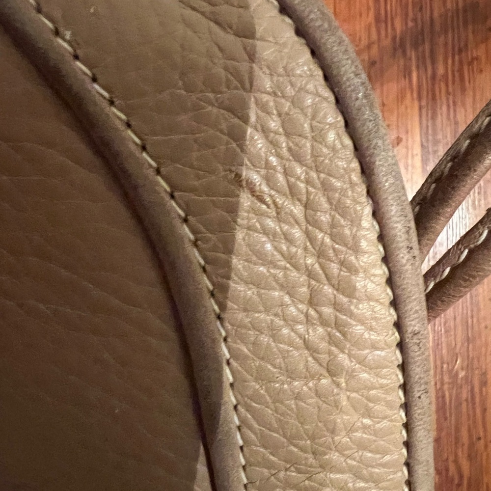 Gucci Crossbody - Picture 4 of 16